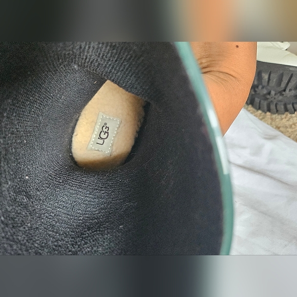 Ugg Kids Raana Rainboot size 1, Pine color - Picture 5 of 6